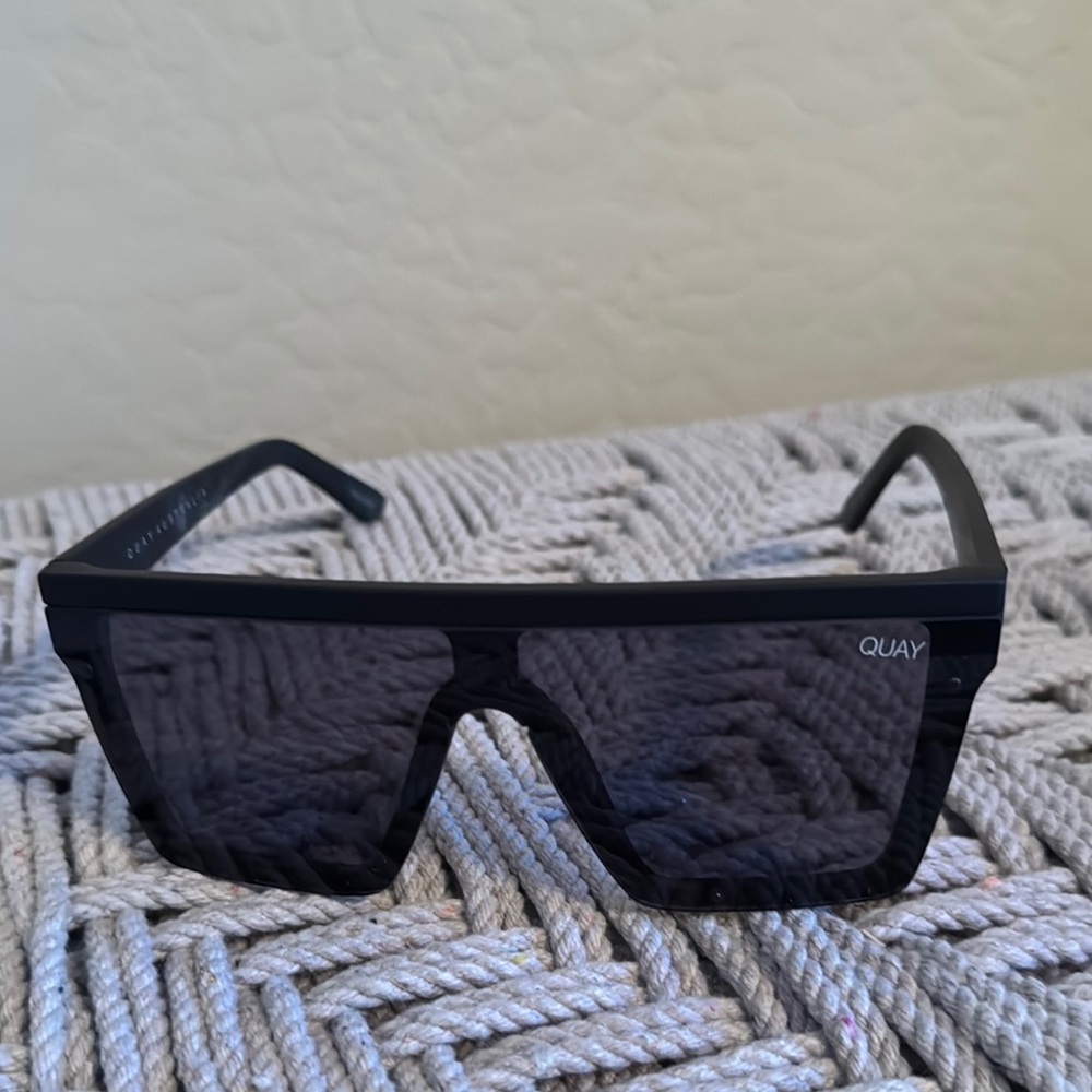 Quay Australia Black Sunglasses